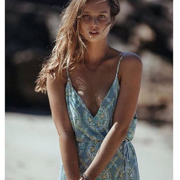 TIGERLILY Hungarian Aegean Turquoise Green Stretch Slip Midi Dress RRP$170 - Picture 4 of 11